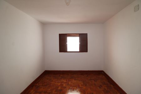 Casa para alugar com 109m², 2 quartos e 1 vagaQuarto 2