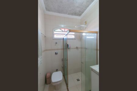 Casa à venda com 235m², 3 quartos e 4 vagasBanheiro Social