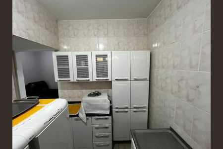 Casa para alugar com 164m², 4 quartos e 2 vagasCozinha Edícula