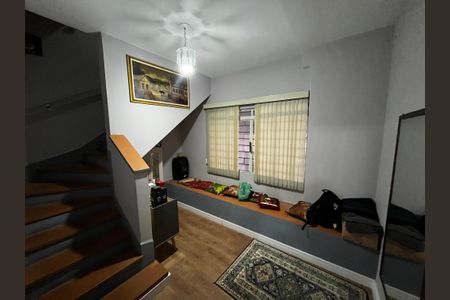 Casa para alugar com 164m², 4 quartos e 2 vagasSala