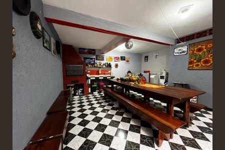 Casa para alugar com 164m², 4 quartos e 2 vagasÁrea gourmet