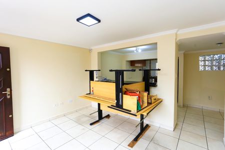 Casa à venda com 95m², 3 quartos e 1 vagaSala