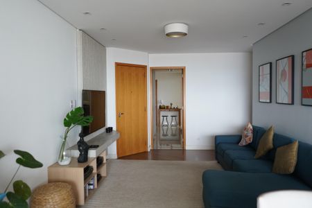 Sala de apartamento à venda com 4 quartos, 108m² em Vila Bertioga, São Paulo