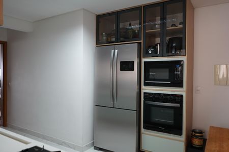 Apartamento à venda com 108m², 4 quartos e 2 vagasCozinha