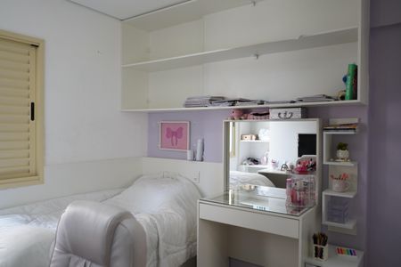 Apartamento à venda com 108m², 4 quartos e 2 vagasQuarto 1