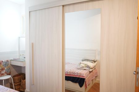 Apartamento à venda com 108m², 4 quartos e 2 vagasQuarto 3