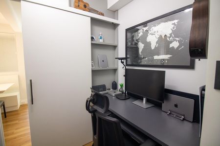 Apartamento para alugar com 64m², 2 quartos e 1 vagaEscritório