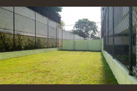 Apartamento para alugar com 64m², 2 quartos e 1 vagaÁrea comum - Quadra