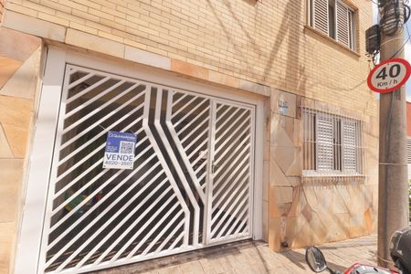 Casa para alugar com 75m², 2 quartos e 1 vagaFachada