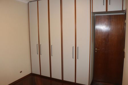 Apartamento à venda com 167m², 3 quartos e 2 vagasQuarto 
