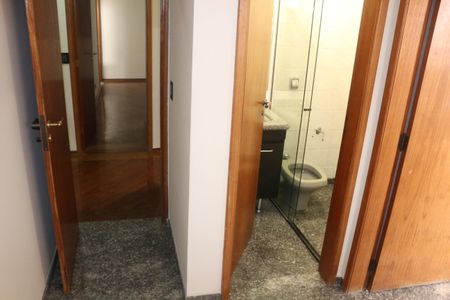 Apartamento à venda com 167m², 3 quartos e 2 vagasQuarto de Serviço