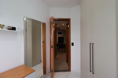Quarto 1 de apartamento à venda com 2 quartos, 45m² em Vila Scarpelli, Santo André
