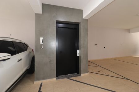 Apartamento à venda com 45m², 2 quartos e 1 vagaElevador
