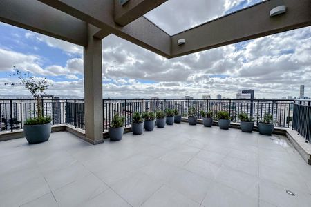 Apartamento para alugar com 64m², 2 quartos e 1 vagaÁrea comum