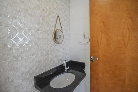 Apartamento à venda com 120m², 2 quartos e 2 vagasBanheiro de serviço