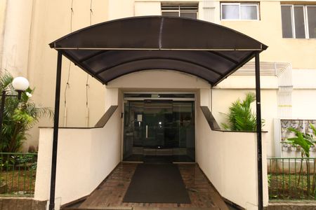 Apartamento à venda com 62m², 3 quartos e 1 vagaÁrea comum - Entrada do prédio