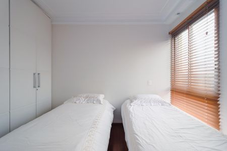 Apartamento à venda com 230m², 3 quartos e 3 vagasQuarto 2