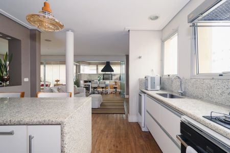 Apartamento à venda com 230m², 3 quartos e 3 vagasCozinha