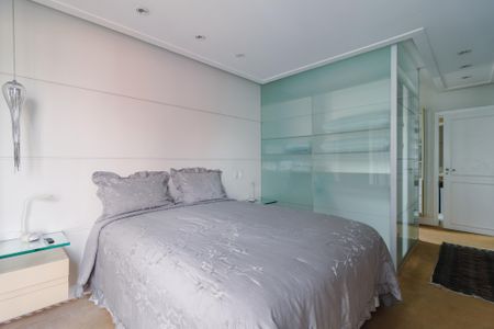 Apartamento à venda com 230m², 3 quartos e 3 vagasSuíte
