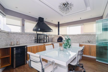 Apartamento à venda com 230m², 3 quartos e 3 vagasVaranda da Sala