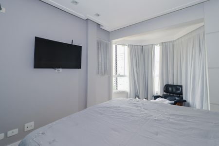 Apartamento à venda com 230m², 3 quartos e 3 vagasSuíte