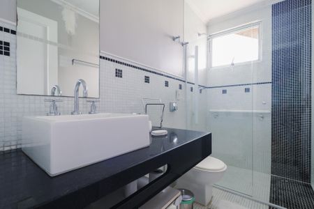 Apartamento à venda com 230m², 3 quartos e 3 vagasBanheiro