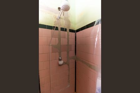 Casa à venda com 80m², 2 quartos e sem vaga Casa à venda com 80m², 2 quartos e sem vagaBanheiro Social