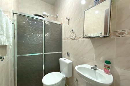 Casa à venda com 170m², 4 quartos e sem vagaBanheiro