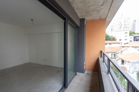 Studio à venda com 26m², 1 quarto e sem vaga Studio à venda com 26m², 1 quarto e sem vagaVaranda
