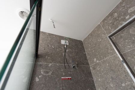 Studio à venda com 26m², 1 quarto e sem vaga Studio à venda com 26m², 1 quarto e sem vagaBanheiro