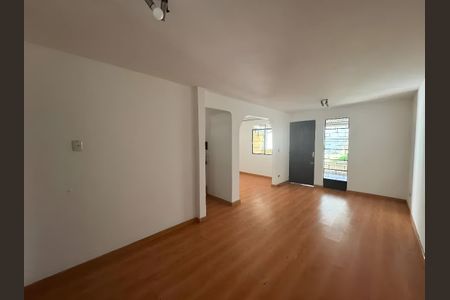 Sala de casa para alugar com 2 quartos, 61m² em São Geraldo, Belo Horizonte