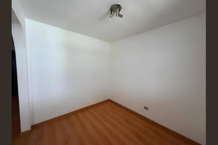 Casa para alugar com 61m², 2 quartos e 1 vaga Casa para alugar com 61m², 2 quartos e 1 vagaQuarto
