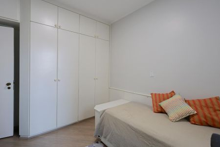 Apartamento à venda com 144m², 3 quartos e 2 vagasQuarto 2