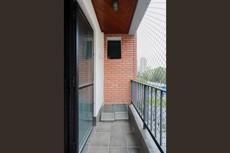 Apartamento à venda com 144m², 3 quartos e 2 vagasSacada da suíte