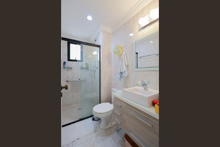 Apartamento à venda com 144m², 3 quartos e 2 vagasBanheiro social