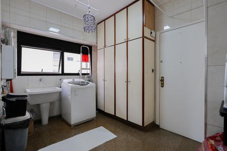 Apartamento à venda com 144m², 3 quartos e 2 vagasÁrea de serviço