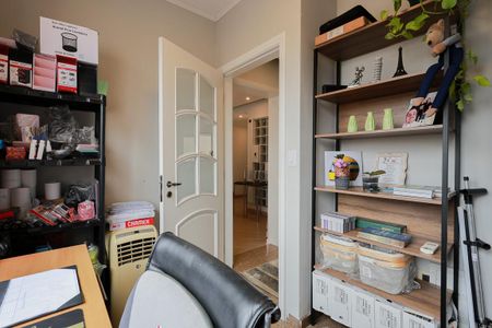 Apartamento à venda com 144m², 3 quartos e 2 vagasEscritório