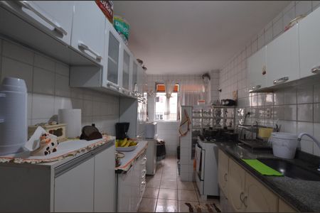Apartamento para alugar com 74m², 2 quartos e 1 vagaCozinha