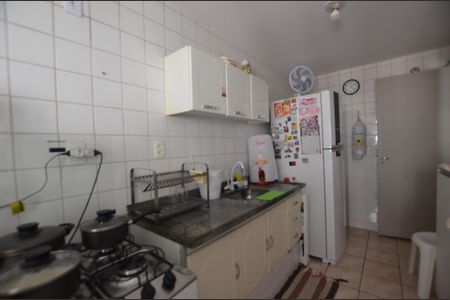 Apartamento para alugar com 74m², 2 quartos e 1 vagaCozinha