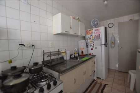 Apartamento para alugar com 74m², 2 quartos e 1 vagaCozinha