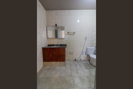 Casa à venda com 190m², 3 quartos e 2 vagasBanheiro da Suíte 2