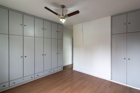 Suíte 1 de casa à venda com 3 quartos, 190m² em Jardim Prudência, São Paulo