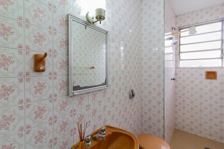 Casa à venda com 190m², 3 quartos e 2 vagasBanheiro Social