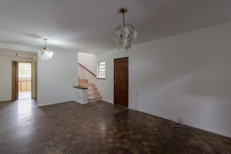 Sala de casa à venda com 3 quartos, 190m² em Jardim Prudência, São Paulo