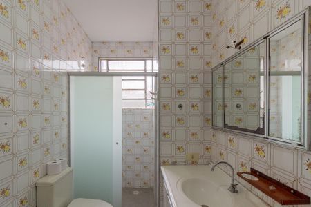 Casa à venda com 190m², 3 quartos e 2 vagasBanheiro da Suíte 1