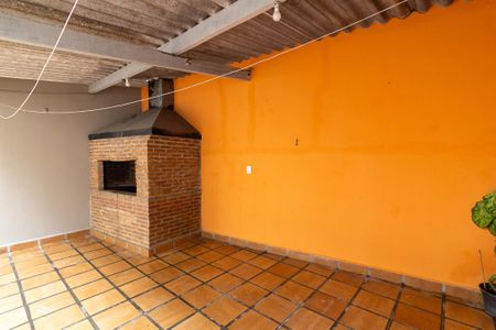 Casa à venda com 190m², 3 quartos e 2 vagasChurrasqueira