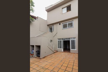 Casa à venda com 190m², 3 quartos e 2 vagasQuintal
