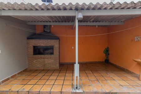Casa à venda com 190m², 3 quartos e 2 vagasChurrasqueira
