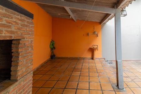 Casa à venda com 190m², 3 quartos e 2 vagasChurrasqueira