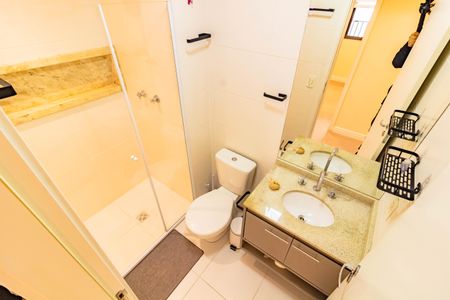 Apartamento à venda com 67m², 2 quartos e 1 vagaBanheiro